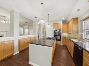 11 Crest, Houston TX 77082