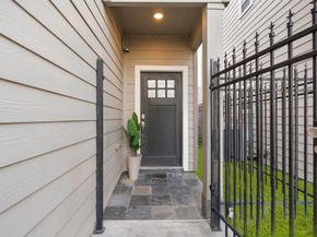 4004 Weslow Street, Houston TX 77087
