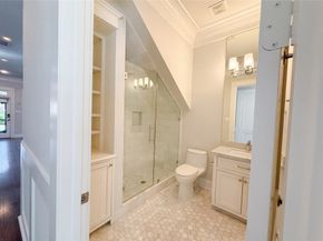 3910 Childress Street, Houston TX 77005