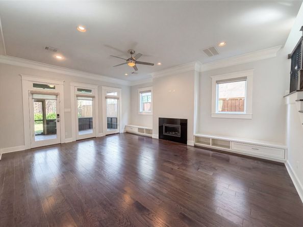 3910 Childress Street, Houston TX 77005