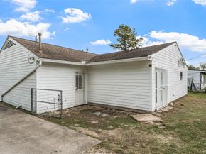 7303 Long Point Road, Houston TX 77055