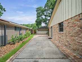 6206 Rutherglenn Drive, Houston TX 77096