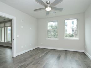 4819 Caroline Street 206, Houston TX 77004