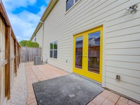 3707 Main Poplar Drive, Houston TX 77025