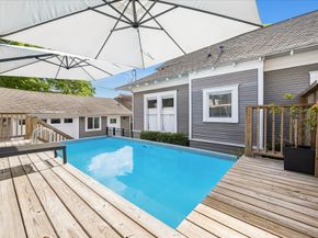 522 W 15th Street, Houston TX 77008