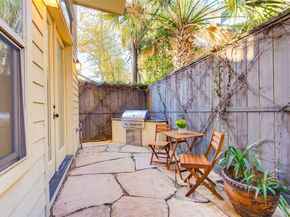6520 Rodrigo Street, Houston TX 77007