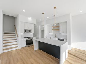 2604 Winbern Street, Houston TX 77004