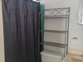 1914 Binz Street 7, Houston TX 77004