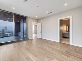 1711 Allen Parkway 2203, Houston TX 77019