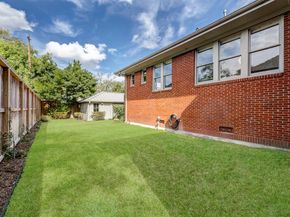 1902 Bolsover Street, Houston TX 77005