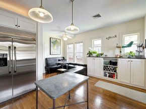 1902 Bolsover Street, Houston TX 77005