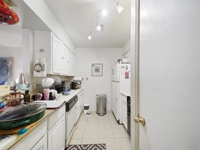 815 Wax Myrtle Lane A, Houston TX 77079