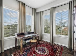 4410 Yoakum Boulevard, Houston TX 77006