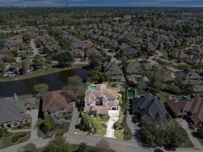 146 Bauer Point Circle, The Woodlands TX 77389