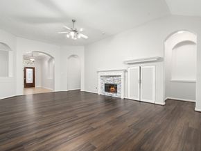 2010 Lincoln Crest Way, Sugar Land TX 77498