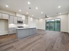 3925 Willowbend Point Drive, Houston TX 77025