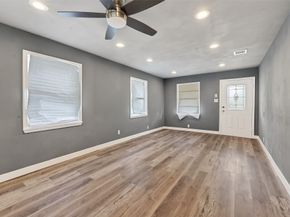 1420 E 34th Street, Houston TX 77022