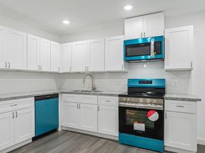 8639 Peachtree St Street, Houston TX 77016