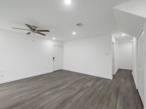 8639 Peachtree St Street, Houston TX 77016