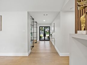 6143 Ella Lee Lane, Houston TX 77057