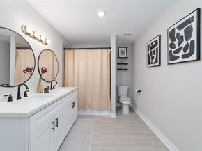 8723 Compton Street, Houston TX 77016