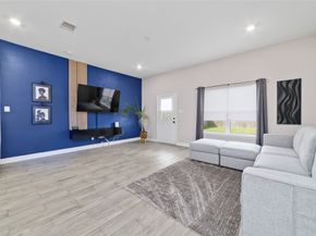 8723 Compton Street, Houston TX 77016