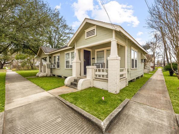 3224 Mcgowen Street, Houston TX 77004