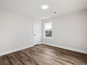 4605 Brady Street B, Houston TX 77011