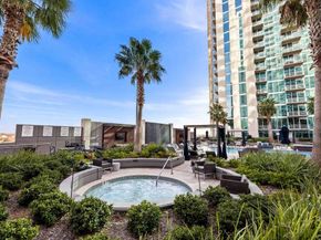 5925 Almeda Road 11907, Houston TX 77004