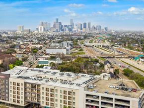 5925 Almeda Road 11907, Houston TX 77004