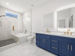 7710 Sharondale Drive A and B, Houston TX 77033