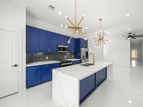 7710 Sharondale Drive A and B, Houston TX 77033