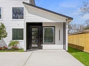 7710 Sharondale Drive A and B, Houston TX 77033