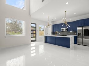 7710 Sharondale Drive A and B, Houston TX 77033