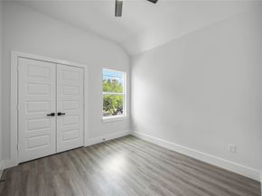 2303 Staples Street, Houston TX 77026
