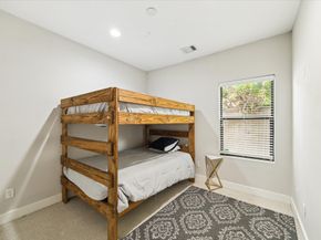 2805 Blodgett Street C, Houston TX 77004