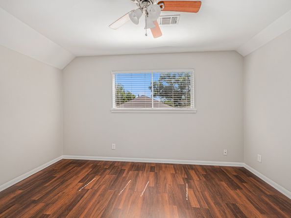 6046 W Airport Boulevard, Houston TX 77035