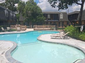 9003 Gaylord Drive 11, Houston TX 77024