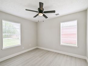 5007 Northridge Drive, Houston TX 77033