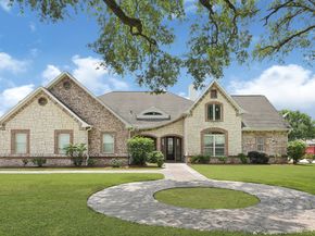 13635 Reeveston Road, Houston TX 77039