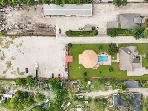 13635 Reeveston Road, Houston TX 77039