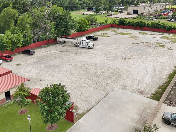 13635 Reeveston Road, Houston TX 77039