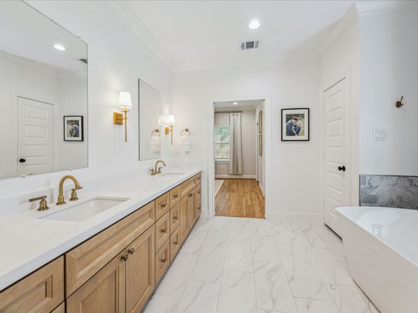 810 Nashua Street, Houston TX 77008