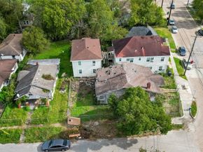 3301 Holman Street, Houston TX 77004