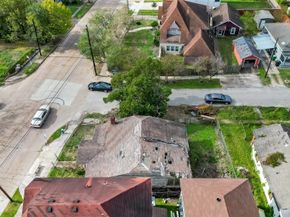 3301 Holman Street, Houston TX 77004