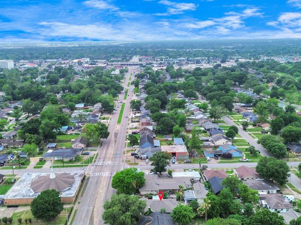 8209 Howard Drive, Houston TX 77017