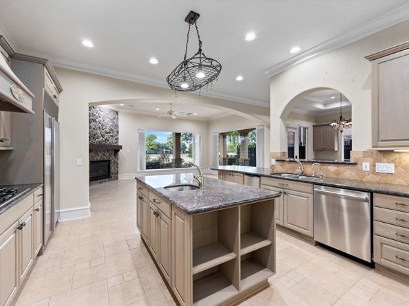 3306 Bridgeberry Lane, Houston TX 77082