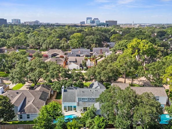 10214 Inwood Drive, Houston TX 77042