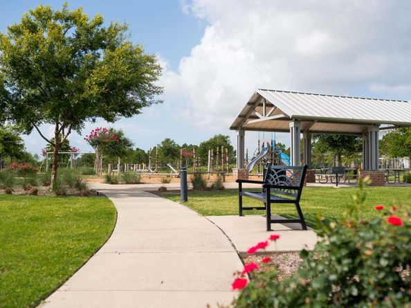 423 Round Top Street, Webster TX 77598