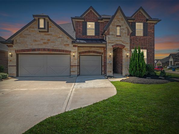 423 Round Top Street, Webster TX 77598